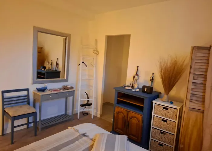 Privatunterkunft D'hotes Nova, Petit Dejeuner En Supplement 5 Euros Par Personne